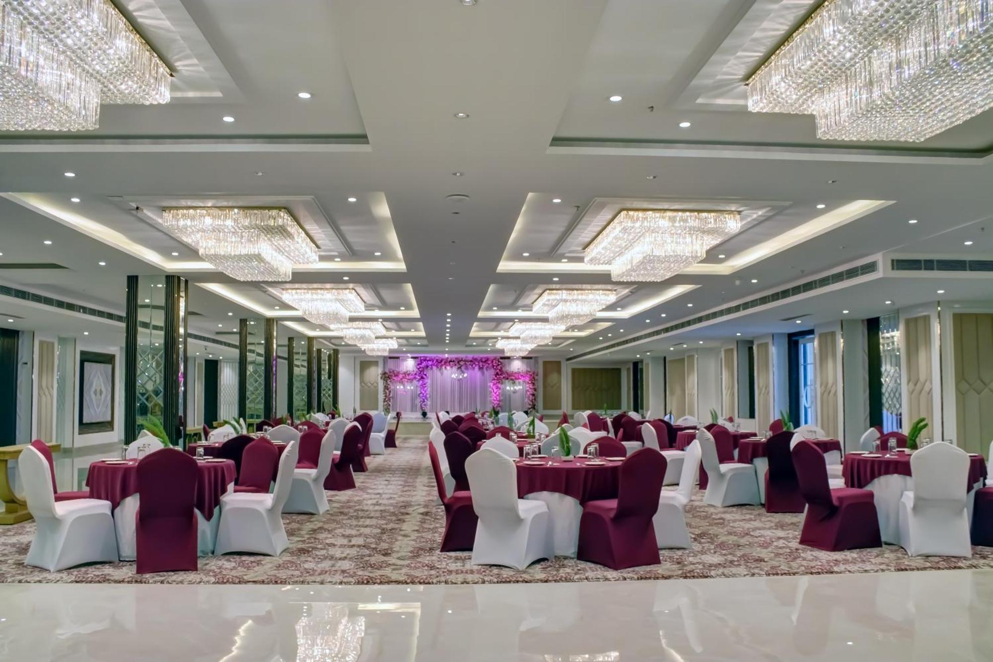 Cozzet Sonipat - A Cygnett Hotel Εξωτερικό φωτογραφία