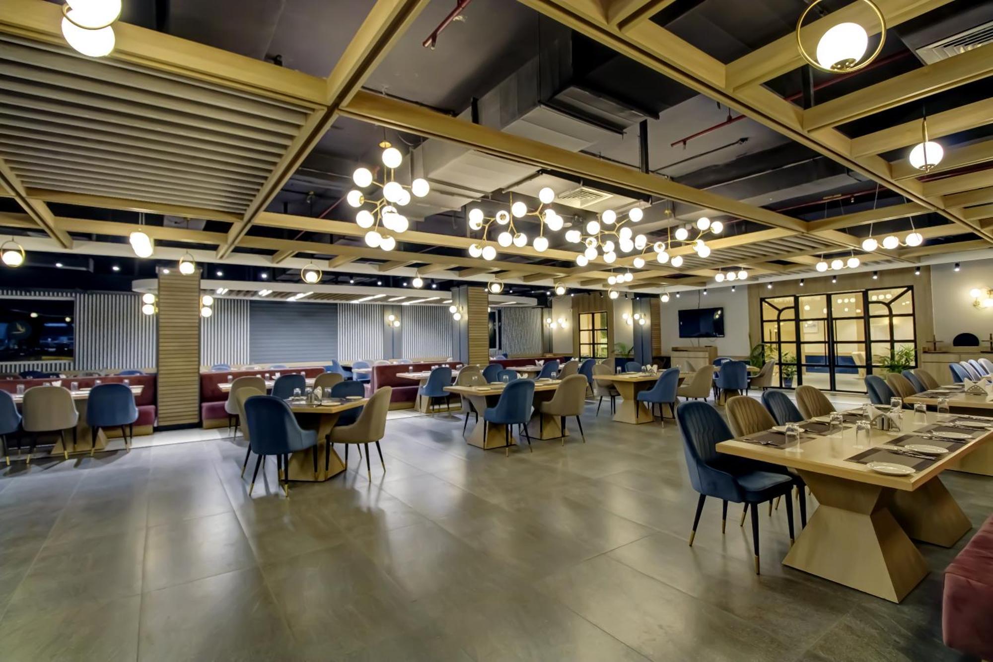 Cozzet Sonipat - A Cygnett Hotel Εξωτερικό φωτογραφία